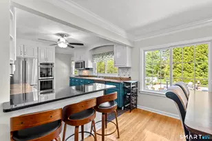 47 Featherbed Ln, Branford, CT 06405 - Photo 10