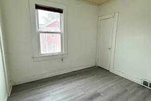 21 Edgar St, New Haven, CT 06519 - Photo 8