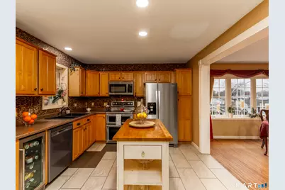 54 Claremont Avenue, Wallingford, CT 06492 - Photo 4