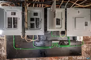 811 East St, New Britain, CT 06051 - Photo 36