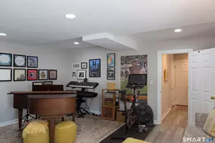 2675 Park Ave, Bridgeport, CT 06604 - Photo 32