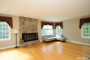 11 Long Meadow Ln, Redding, CT 06896 - Photo 4