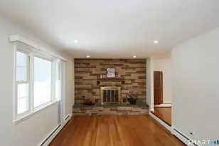 60 Hawthorne Dr, Monroe, CT 06468 - Photo 4