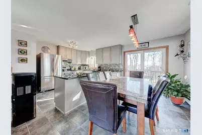 70 Lawndale Street, Berlin, CT 06037 - Photo 8