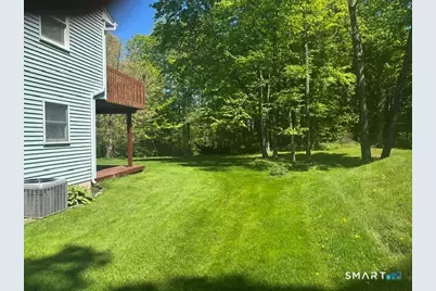 70 Lawndale Street, Berlin, CT 06037 - Photo 4