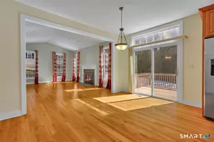 25 Fenwick Dr, Avon, CT 06001 - Photo 12