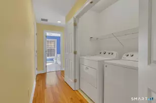 25 Fenwick Dr, Avon, CT 06001 - Photo 32