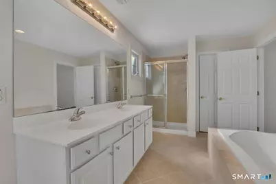 25 Fenwick Drive, Avon, CT 06001 - Photo 24