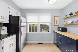 55 Mill Plain Rd, Danbury, CT 06811 - Photo 10