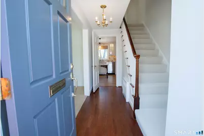 28 Tunxis Road, West Hartford, CT 06107 - Photo 6