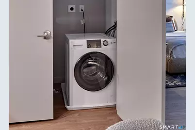 [Address not provided], New Haven, CT 06511 - Photo 14