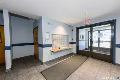 216 Quinnipiac Avenue #APT 210, North Haven, CT 06473 - Photo 6