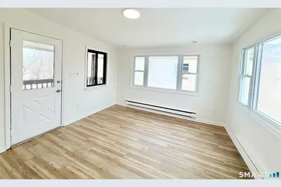 76 Highland Court #A, West Haven, CT 06516 - Photo 1