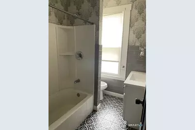 281 Chestnut Street, New Britain, CT 06051 - Photo 8