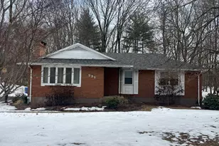 231 Keeney St, Manchester, CT 06040 - Photo 1