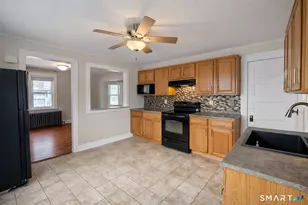 557 Strong St, East Haven, CT 06512 - Photo 2