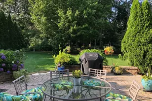 194 Lisa Dr, South Windsor, CT 06074 - Photo 2