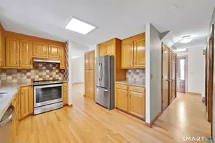 194 Lisa Dr, South Windsor, CT 06074 - Photo 10