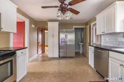 22 Avenue B, Beacon Falls, CT 06403 - Photo 4