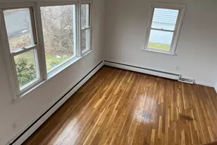 341 Truman St, Bridgeport, CT 06606 - Photo 2