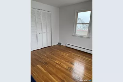 341 Truman Street, Bridgeport, CT 06606 - Photo 8