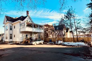 47 Linsley Ave, Meriden, CT 06451 - Photo 2