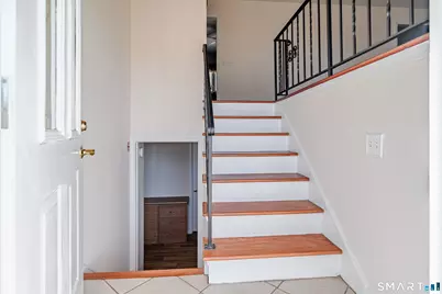 7 Bittersweet Drive, Danbury, CT 06811 - Photo 4