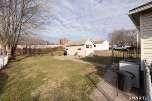 282 Stanley St, New Britain, CT 06051 - Photo 16