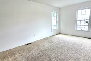 83 Buckingham Ave, Milford, CT 06460 - Photo 4