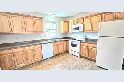 83 Buckingham Avenue #A, Milford, CT 06460 - Photo 2
