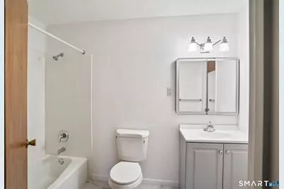 65 California Street Street #8, West Haven, CT 06516 - Photo 8