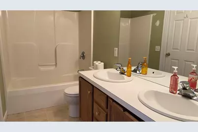 40 Mountain Laurel Way #40, Suffield, CT 06078 - Photo 8