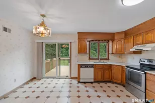 30 Marshalls Meadows, Wethersfield, CT 06109 - Photo 6