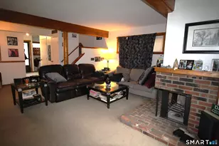 47 Woods Way, Woodbury, CT 06798 - Photo 4