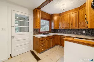 9 Rockland Ave, Watertown, CT 06779 - Photo 10