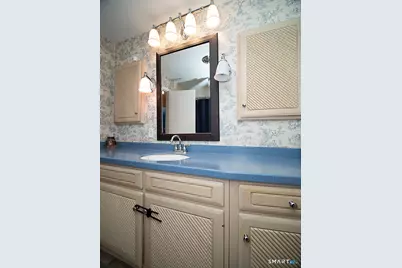 136 Knoll Drive, Hamden, CT 06518 - Photo 30