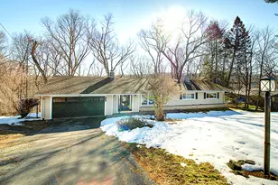 136 Knoll Dr, Hamden, CT 06518 - Photo 1