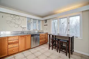 136 Knoll Dr, Hamden, CT 06518 - Photo 12