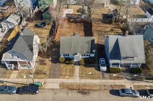 33 Newton St, Hamden, CT 06514 - Photo 4