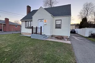 79 Goodwin Ave, Wethersfield, CT 06109 - Photo 2