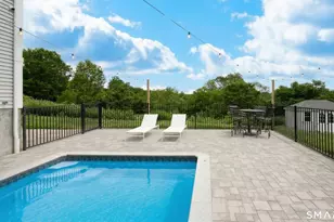 557 Upper Grassy Hill Rd, Woodbury, CT 06798 - Photo 34