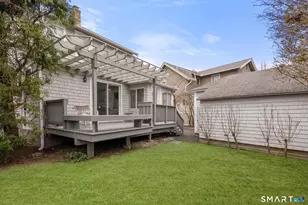 13 Elliott St, Norwalk, CT 06855 - Photo 24