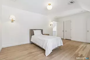 1085 Ridge Rd, Hamden, CT 06517 - Photo 30