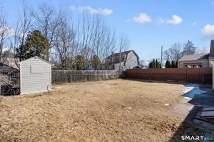 191 Bradley Ave, Hamden, CT 06514 - Photo 26