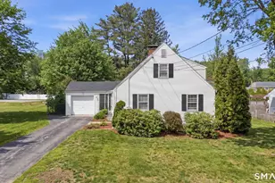 21 Echo Ln, West Hartford, CT 06107 - Photo 2