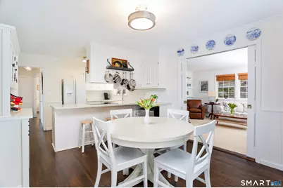 385 Samp Mortar Drive, Fairfield, CT 06824 - Photo 6