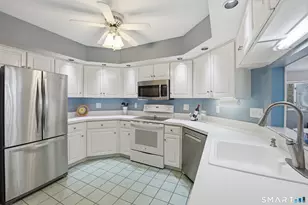 137 The Laurels, Enfield, CT 06082 - Photo 10