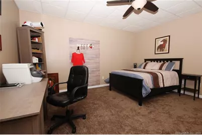 9 Ledgewood Court, Norwich, CT 06360 - Photo 8