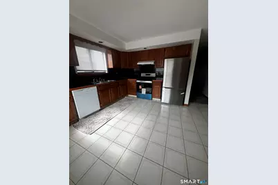 77 Mountford Street #2 west, Hartford, CT 06114 - Photo 4