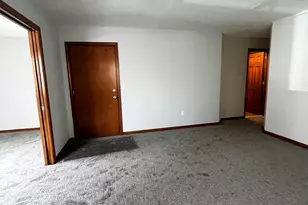 77 Mountford St, Hartford, CT 06114 - Photo 10